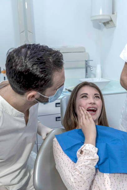 Best Emergency Denture Repair in Valle Vista, CA